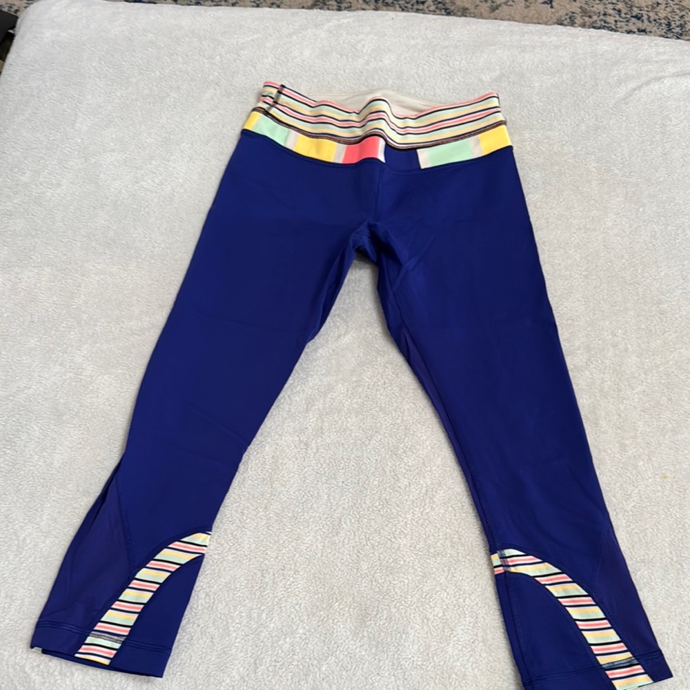 Lululemon Athletica Seawheeze Wunder Under leggings with stripe color accents